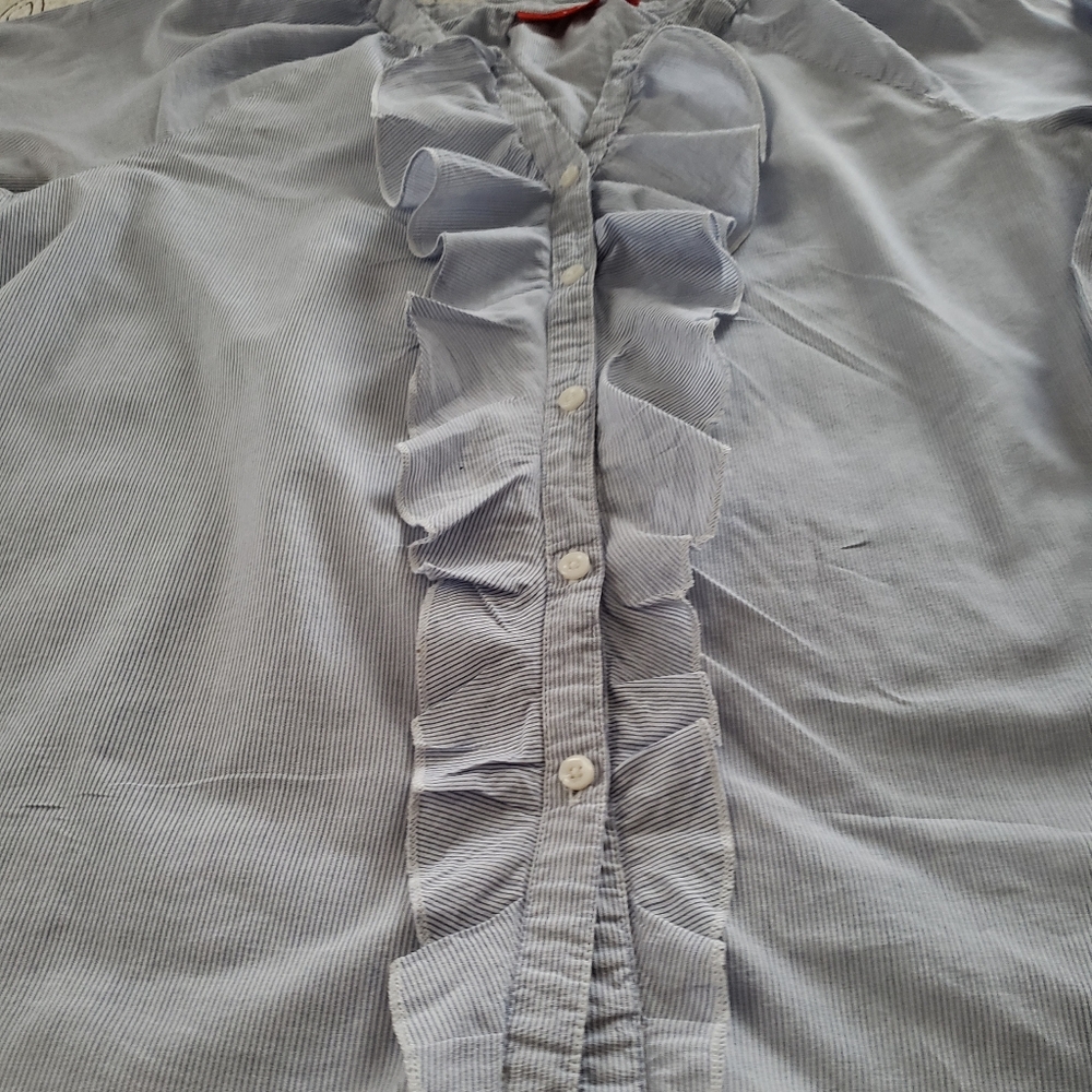 Elle Ruffled Blouse - Picture 8 of 10